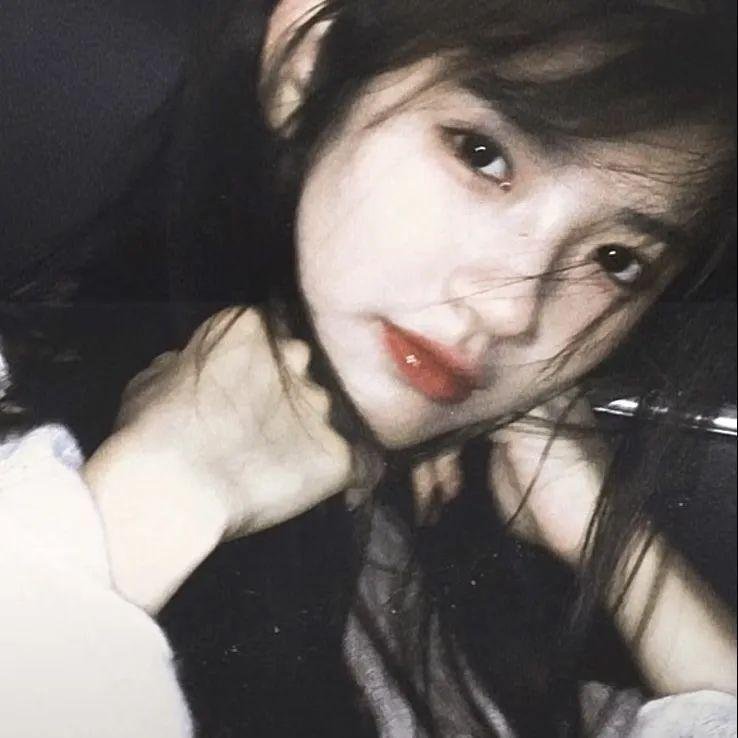 赛车娇娃